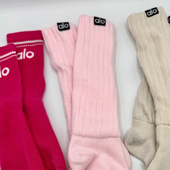 ALO Bundle Magenta Unisex Throwback Socks, Bone, and Powder Pink Scrunch Socks - Picture 5 of 16